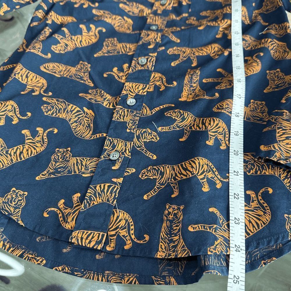 J. Crew Tiger Print Button Down Size XXS - Picture 2 of 8